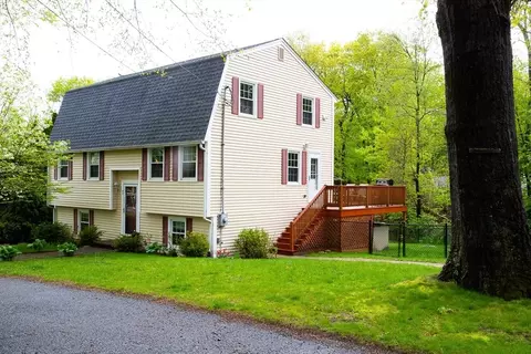49 Tremont St, Billerica, MA 01821