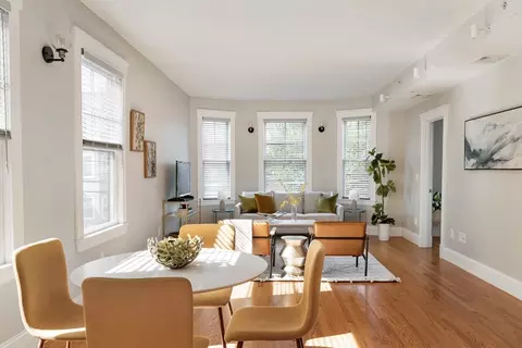 386 Washington St #2B, Somerville, MA 02143