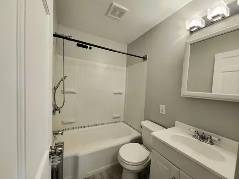 Bath - 54 Phillips Ave, Springfield, MA 01119 photo 1 of 2