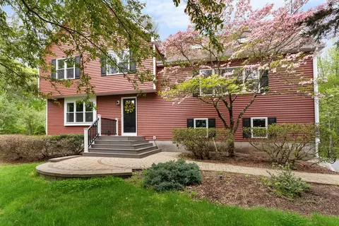 300 Spring St, Wrentham, MA 02093