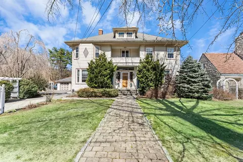 116 Adin St, Hopedale, MA 01747