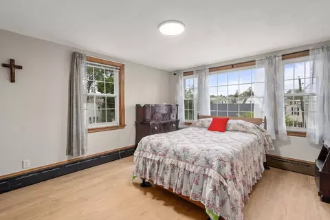 Bedroom - 28 Elsie St, Everett, MA 02149 photo 1 of 2