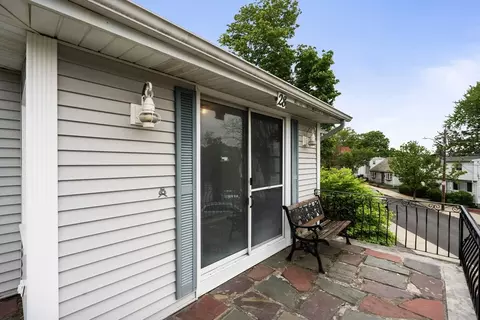 Exterior - 28 Elsie St, Everett, MA 02149 photo 7 of 10