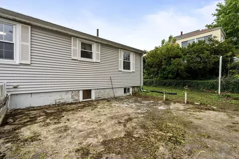 Exterior - 28 Elsie St, Everett, MA 02149 photo 10 of 10