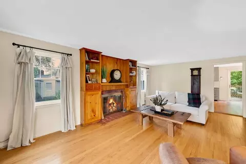 175 Oak Hollow Rd, Springfield, MA 01128 photo 13