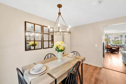 175 Oak Hollow Rd, Springfield, MA 01128 photo 12