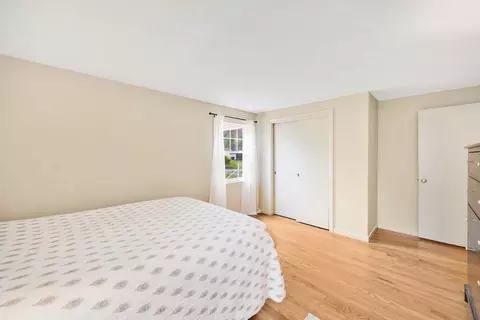 175 Oak Hollow Rd, Springfield, MA 01128 photo 19