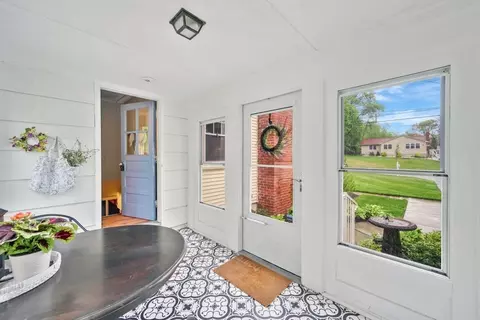 175 Oak Hollow Rd, Springfield, MA 01128 photo 4