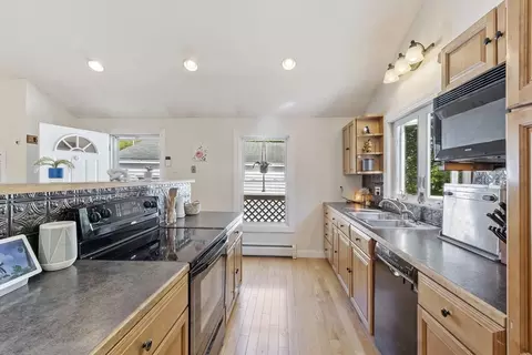 Kitchen - 23 Longedge Rd, Clinton, MA 01510 photo 4 of 5