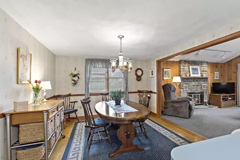 60 Como Rd, Hyde Park, MA 02136 photo 7