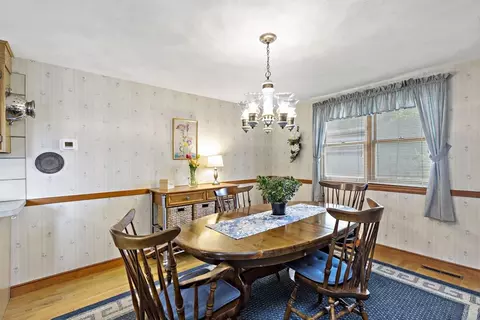 60 Como Rd, Hyde Park, MA 02136 photo 9