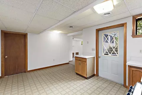 60 Como Rd, Hyde Park, MA 02136 photo 28