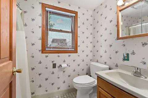 60 Como Rd, Hyde Park, MA 02136 photo 24