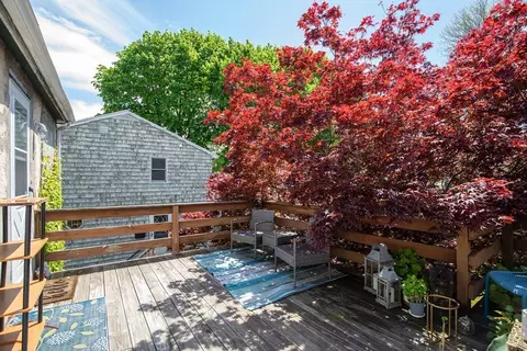 64 Como Rd, Hyde Park, MA 02136 photo 5