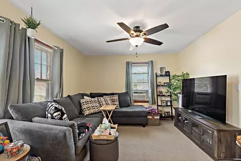 64 Como Rd, Hyde Park, MA 02136 photo 16