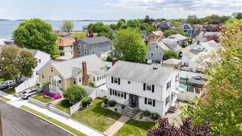57 Arnold Rd, Quincy, MA 02171