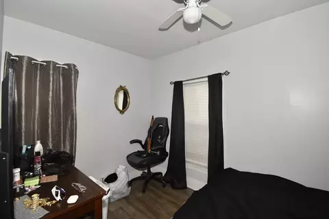 Bedroom - 112 Bay St, Springfield, MA 01109 photo 5 of 5