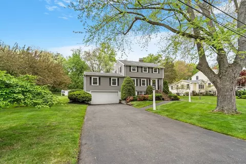 17 Phyllis Ave, Burlington, MA 01803