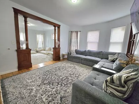 9 Pelham St, Worcester, MA 01609 photo 30