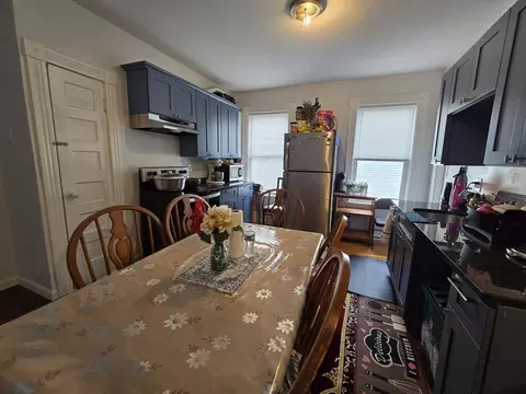 9 Pelham St, Worcester, MA 01609 photo 24