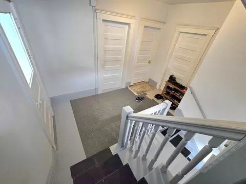 9 Pelham St, Worcester, MA 01609 photo 15