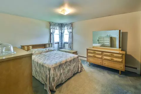 4 Elm St, Webster, MA 01570 photo 22