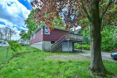 4 Elm St, Webster, MA 01570 photo 5