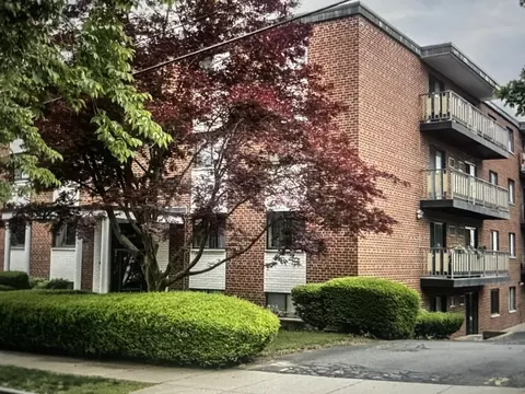 100 Grandview Ave #14B, Quincy, MA 02170