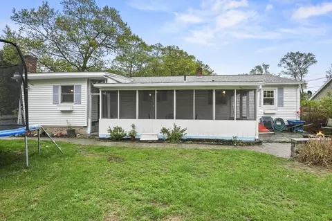 Exterior - 6 Batten St, Webster, MA 01570 photo 4 of 9