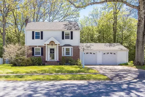 2 Greenwood Rd, Natick, MA 01760