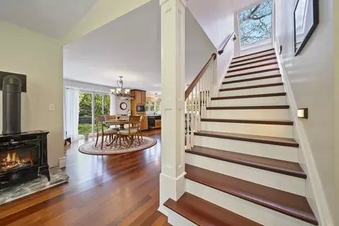 Entry Way - 25 Brooks Rd, Gloucester, MA 01930 photo 1 of 3
