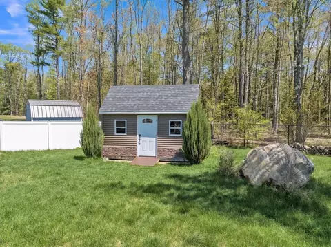 325 Brookside Dr, Gardner, MA 01440 photo 21