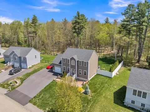 325 Brookside Dr, Gardner, MA 01440 photo 17