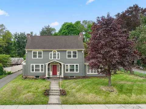 46 Lexington Ave, Holyoke, MA 01040