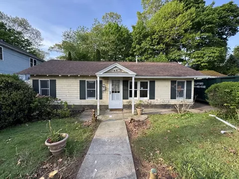 43 Morningside Path, Weymouth, MA 02189