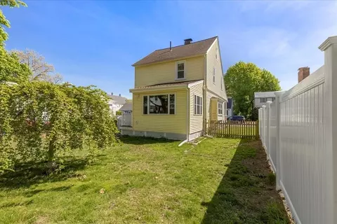 61 Como Rd, Hyde Park, MA 02136 photo 28