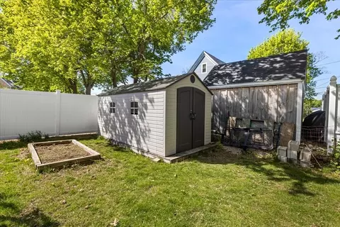 61 Como Rd, Hyde Park, MA 02136 photo 29