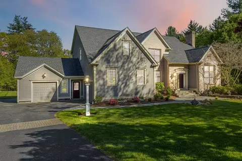 23 Darlene Dr, Southborough, MA 01772