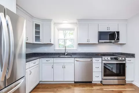 Kitchen - 6 Post Gate Rd, Danvers, MA 01923 photo 1 of 5