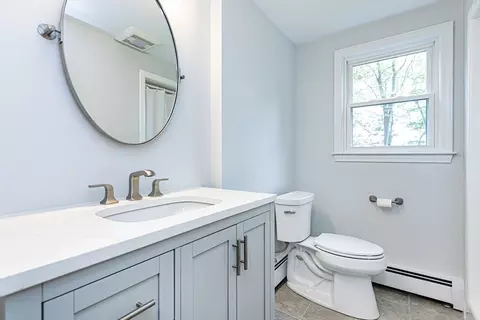 Bath - 6 Post Gate Rd, Danvers, MA 01923 photo 1 of 3