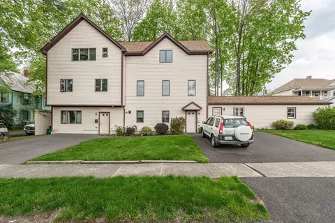 7-11 Phillips St, Greenfield, MA 01301