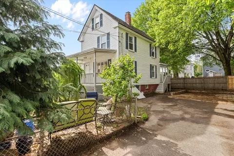 34 John St, Haverhill, MA 01830