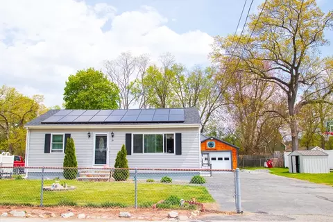 19 Leavitt St, Dracut, MA 01826