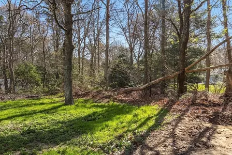 62 Monomoy Cir, Centerville, MA 02632 photo 15