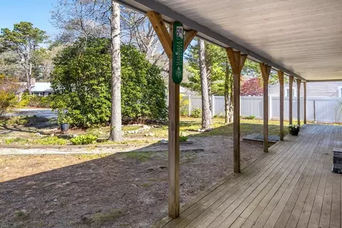 62 Monomoy Cir, Centerville, MA 02632 photo 3