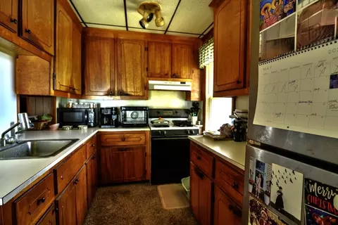 405 Warren St, Fall River, MA 02721 photo 25