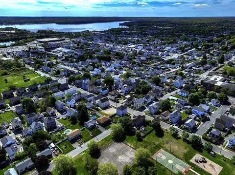 405 Warren St, Fall River, MA 02721 photo 13