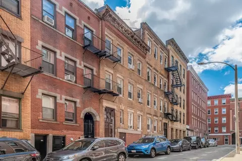 15 Henchman St, Boston, MA 02113