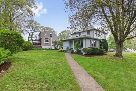 27 Locust St, Dedham, MA 02026 photo 20