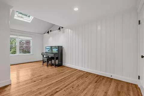 101 Tower Ave, Needham, MA 02492 photo 13
